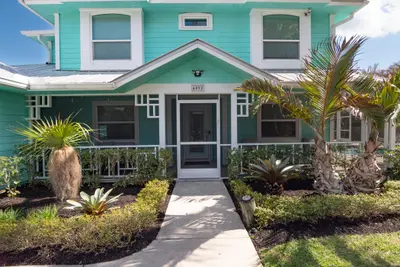 4095 SE Bay Avenue, Stuart – sold