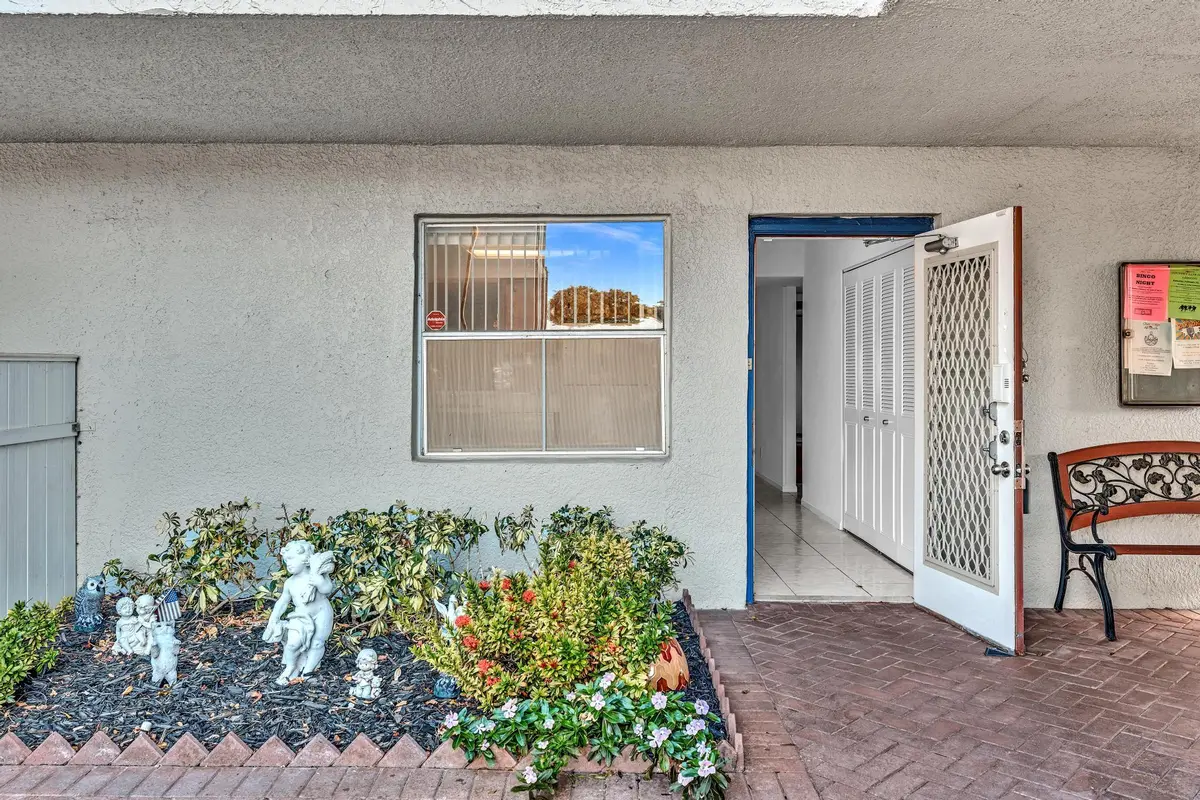 Front Entrance at 6650 S Oriole Boulevard 1040, Delray Beach