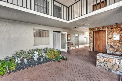 6650 S Oriole Boulevard 1040, Delray Beach – sold