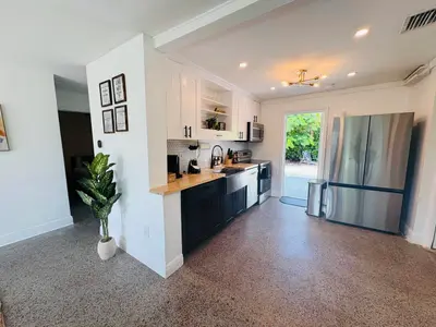 2711 NE 11th Terrace, Pompano Beach – Single Family Residence for sale