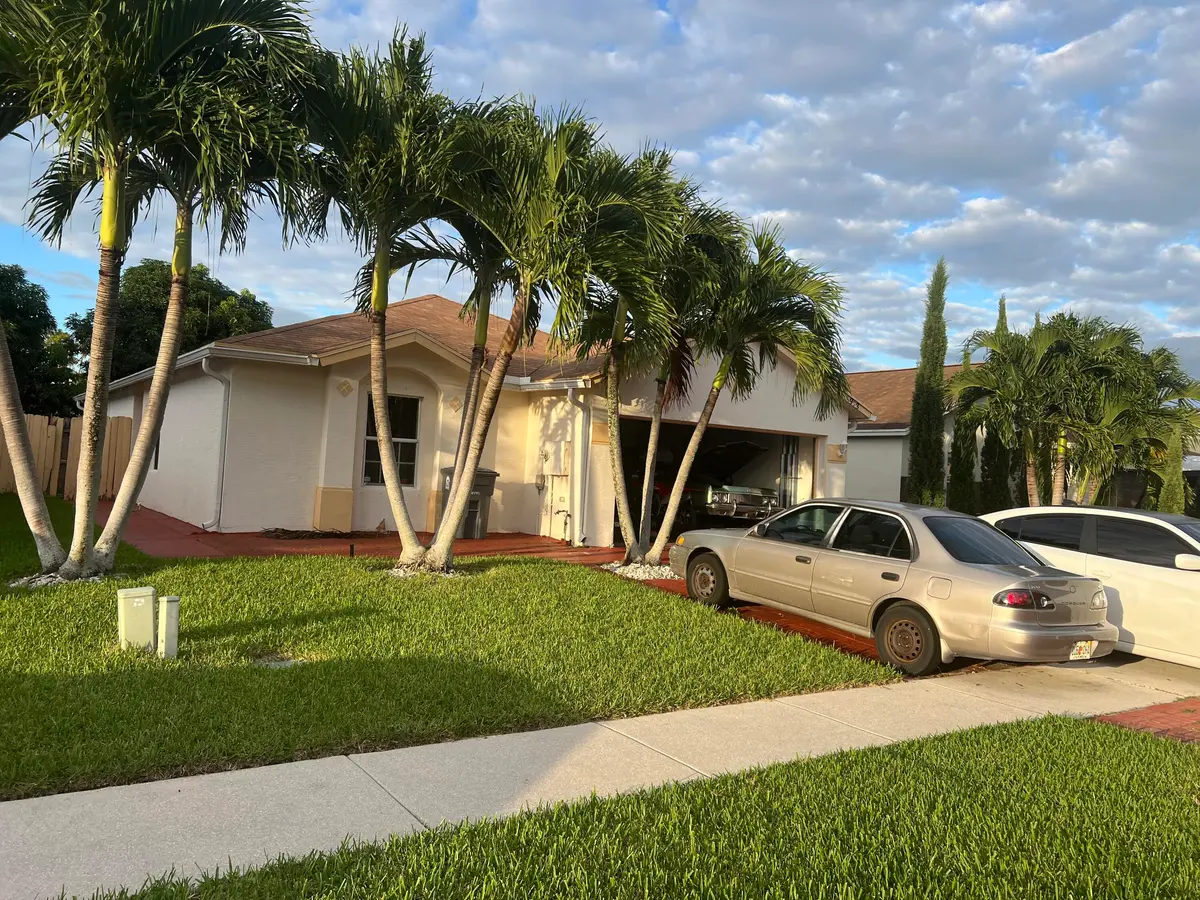PHOTO 3 at 5973 Azalea Circle, West Palm Beach