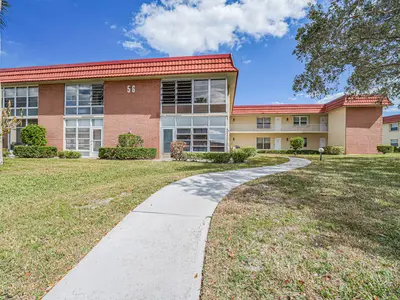 56 Woodland Drive 201, Vero Beach – sold