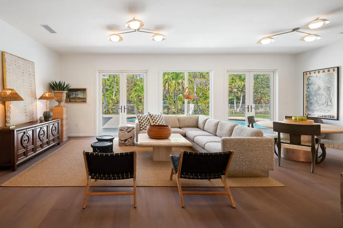 Family Room at 6371 SW 87th Terrace, Pinecrest