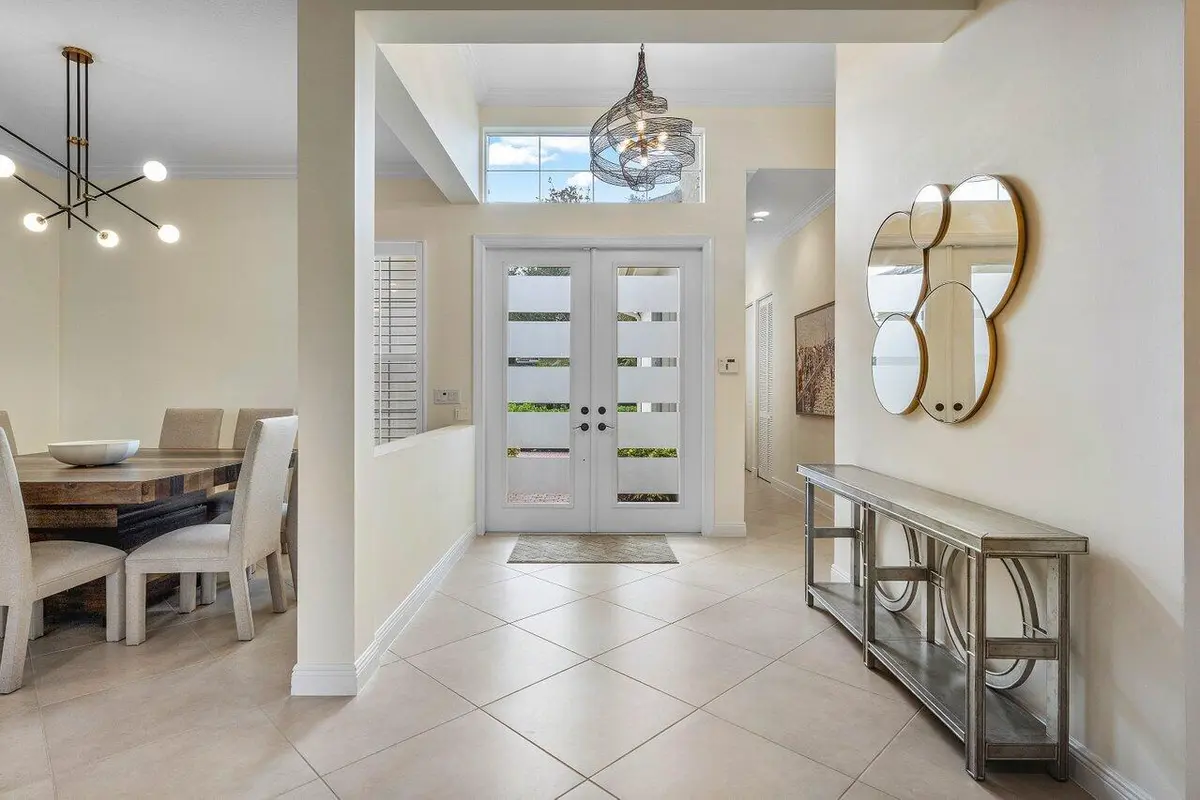 Entry 1 at 11952 Fox Hill Circle, Boynton Beach