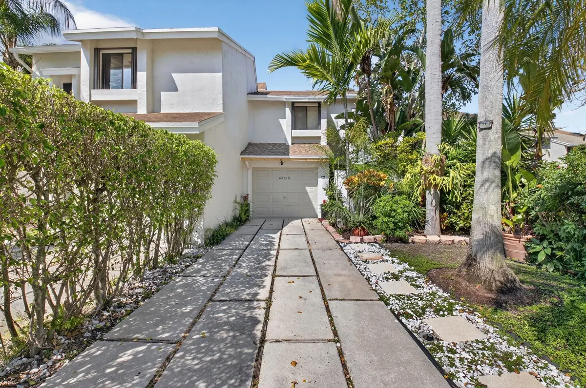 Front at 6535 Parkview Drive B, Boca Raton