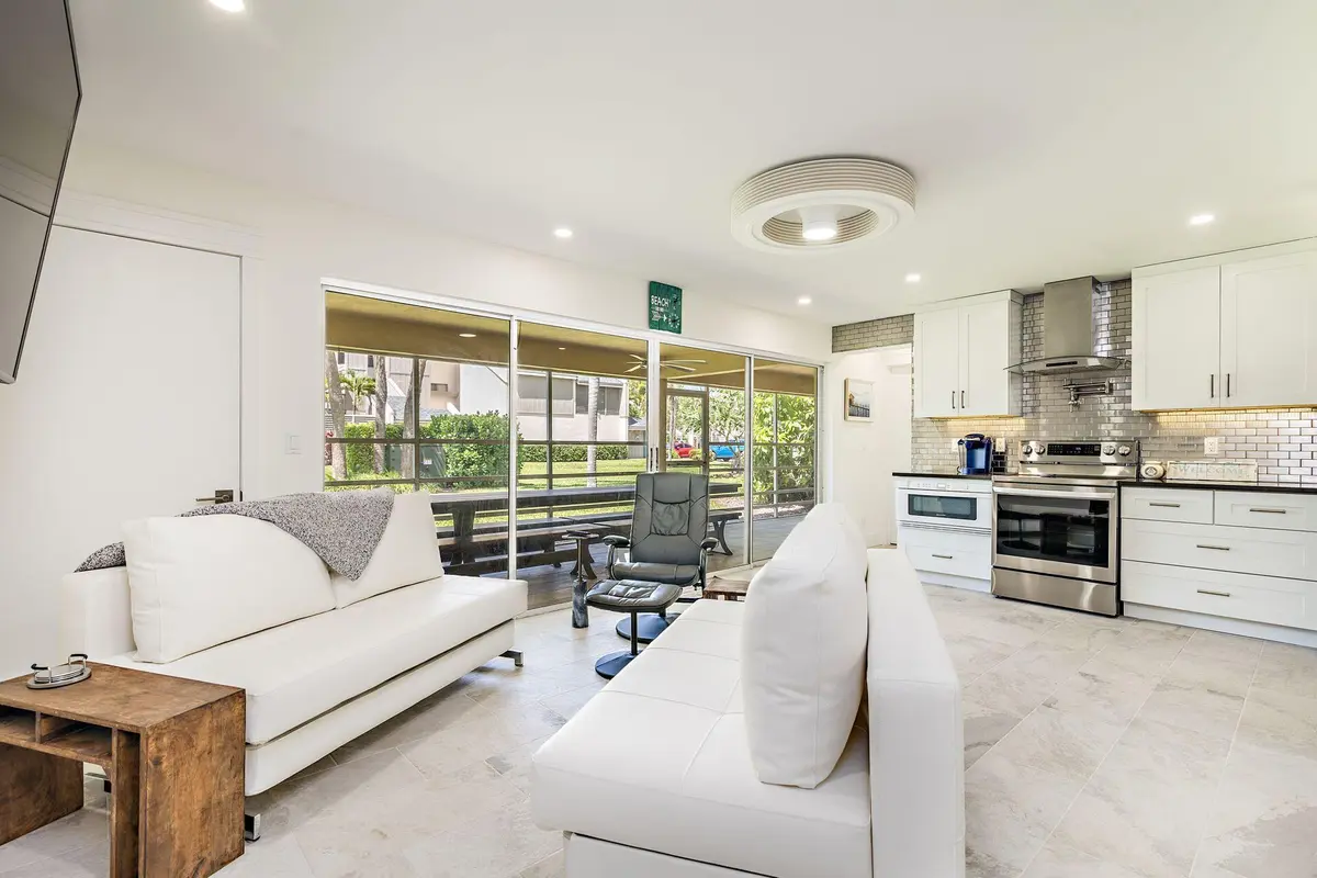 living room at 1605 S Us Highway 1 M2-107, Jupiter