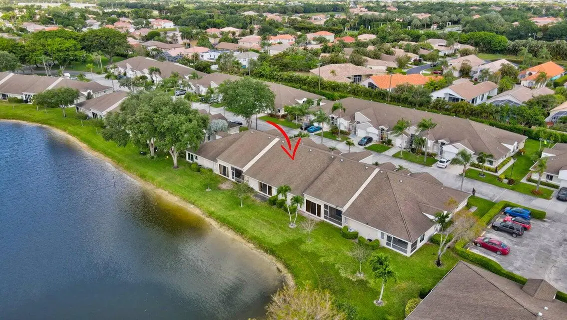 LAKEVIEW at 9202 Vineland Court F, Boca Raton