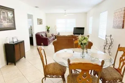 308 Southwind Court 8, North Palm Beach – Apartment for rent