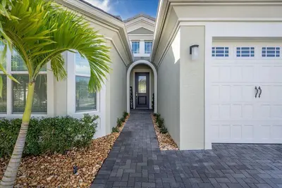 15557 Goldfinch Circle, Westlake – leased