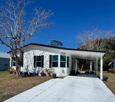 15094 Agulia Avenue, Fort Pierce – Manufactured Home for sale