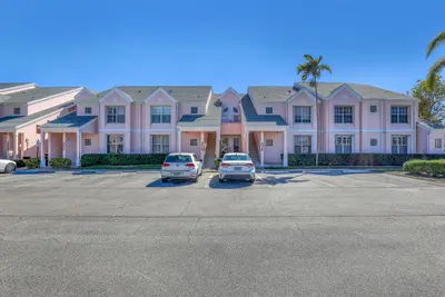 402 Muirfield Court 402d, Jupiter – sold