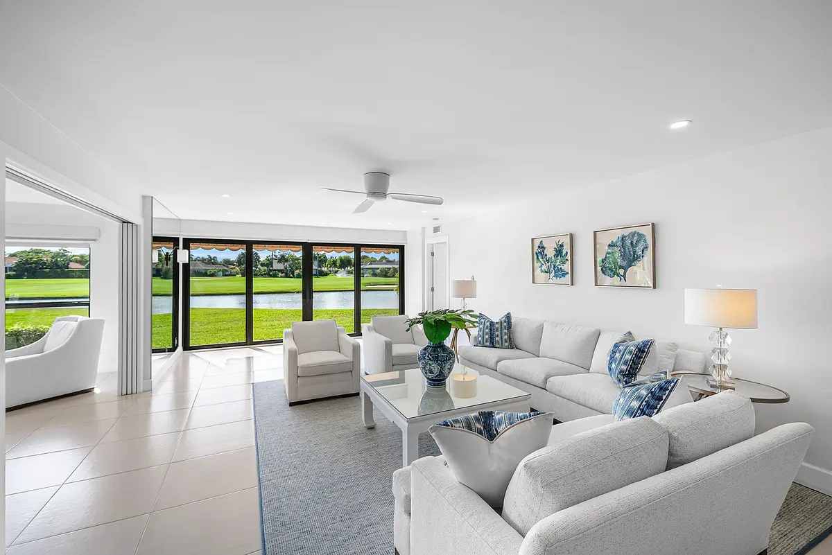 Interior living area at 3611 Quail Ridge Drive Bobwhite A, Boynton Beach