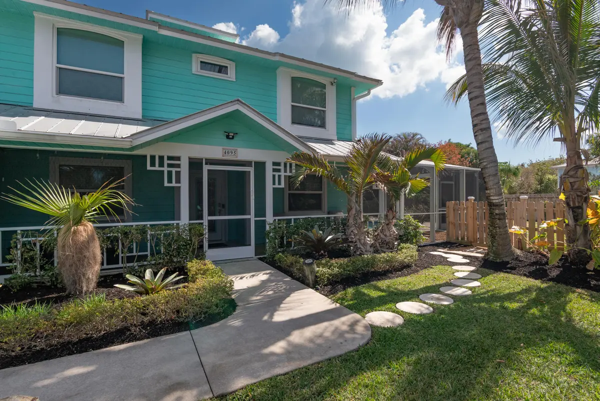 © Clark-4095 SE Bay Ave-004-2 at 4095 SE Bay Avenue, Stuart