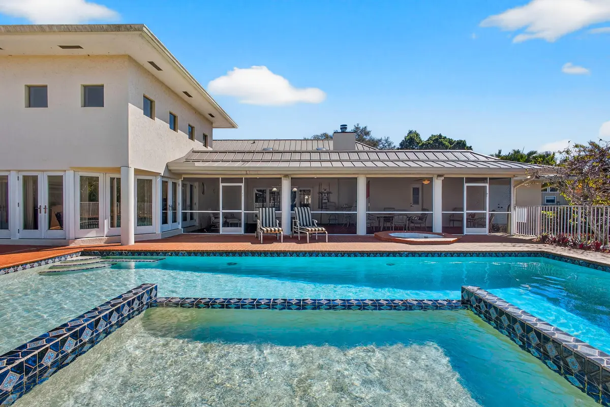 Pool at 5564 Whirlaway Road, Palm Beach Gardens