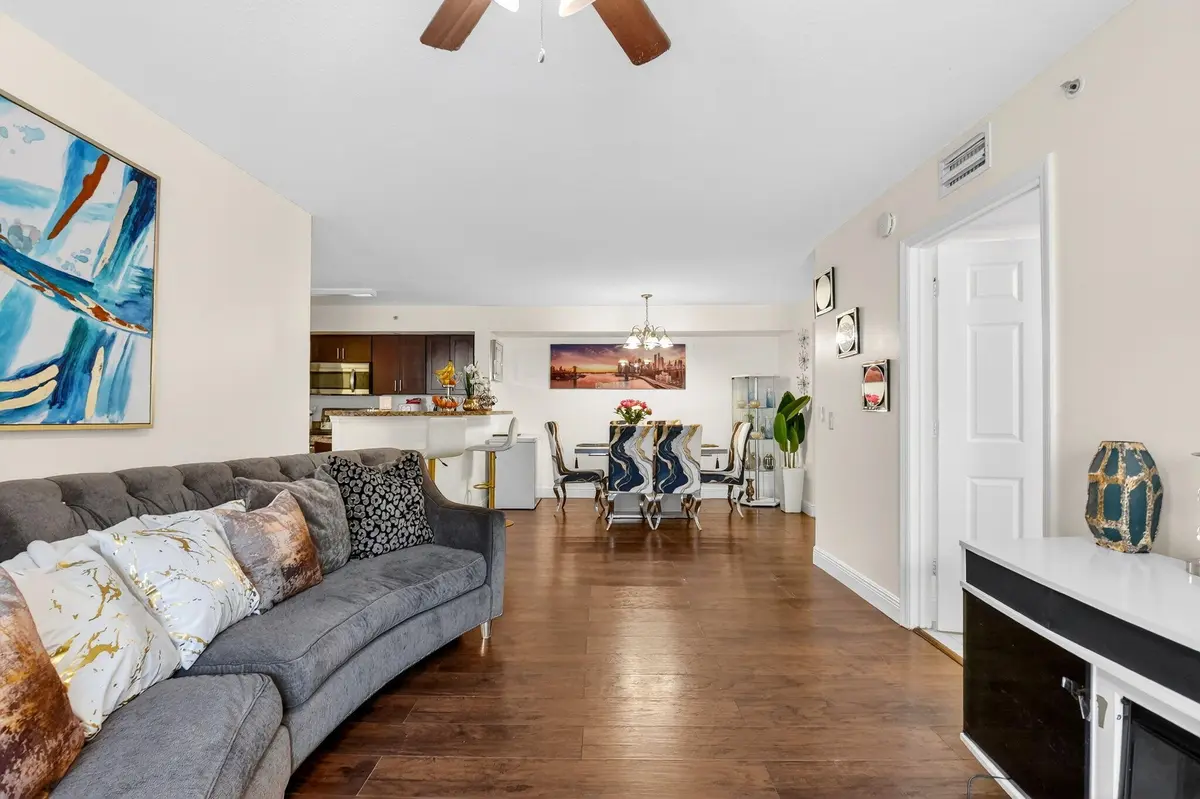 6-web-or-mls-DSC_8778 at 4151 San Marino Boulevard 101, West Palm Beach