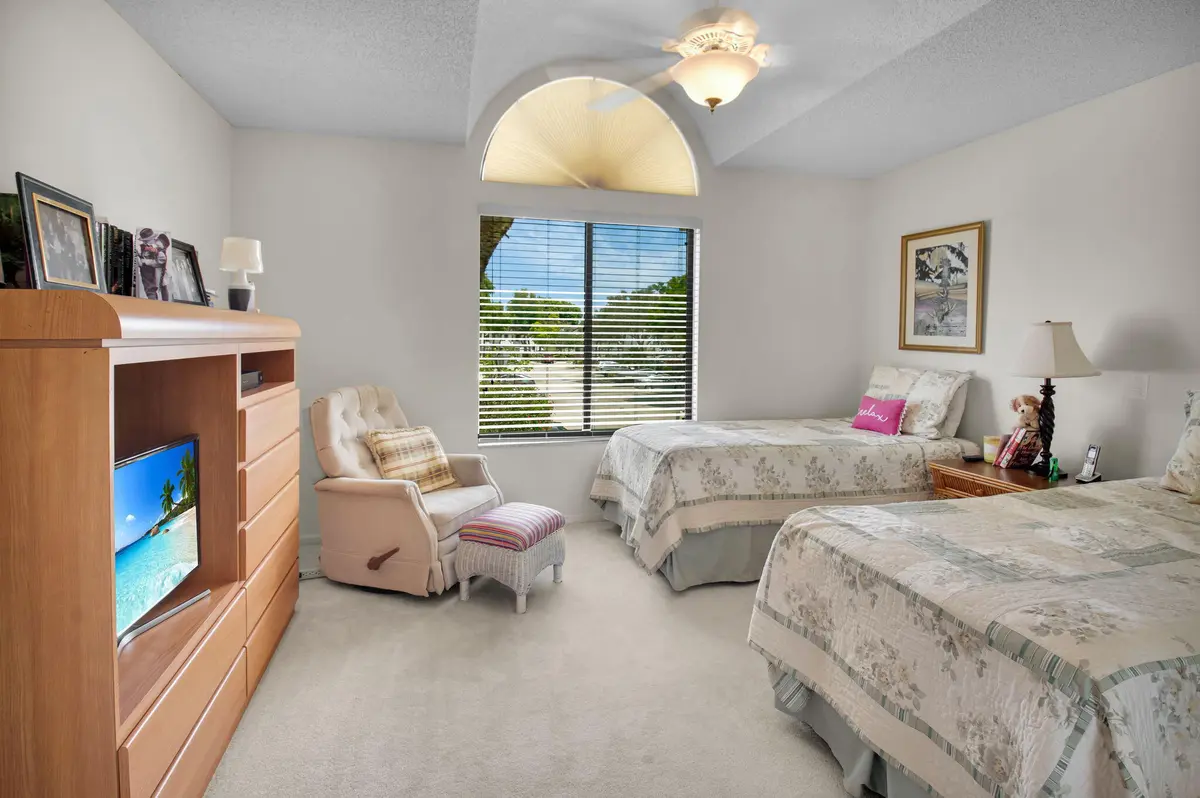 29-web-or-mls-DSC_1949 at 7380 Clunie Place 13006, Delray Beach