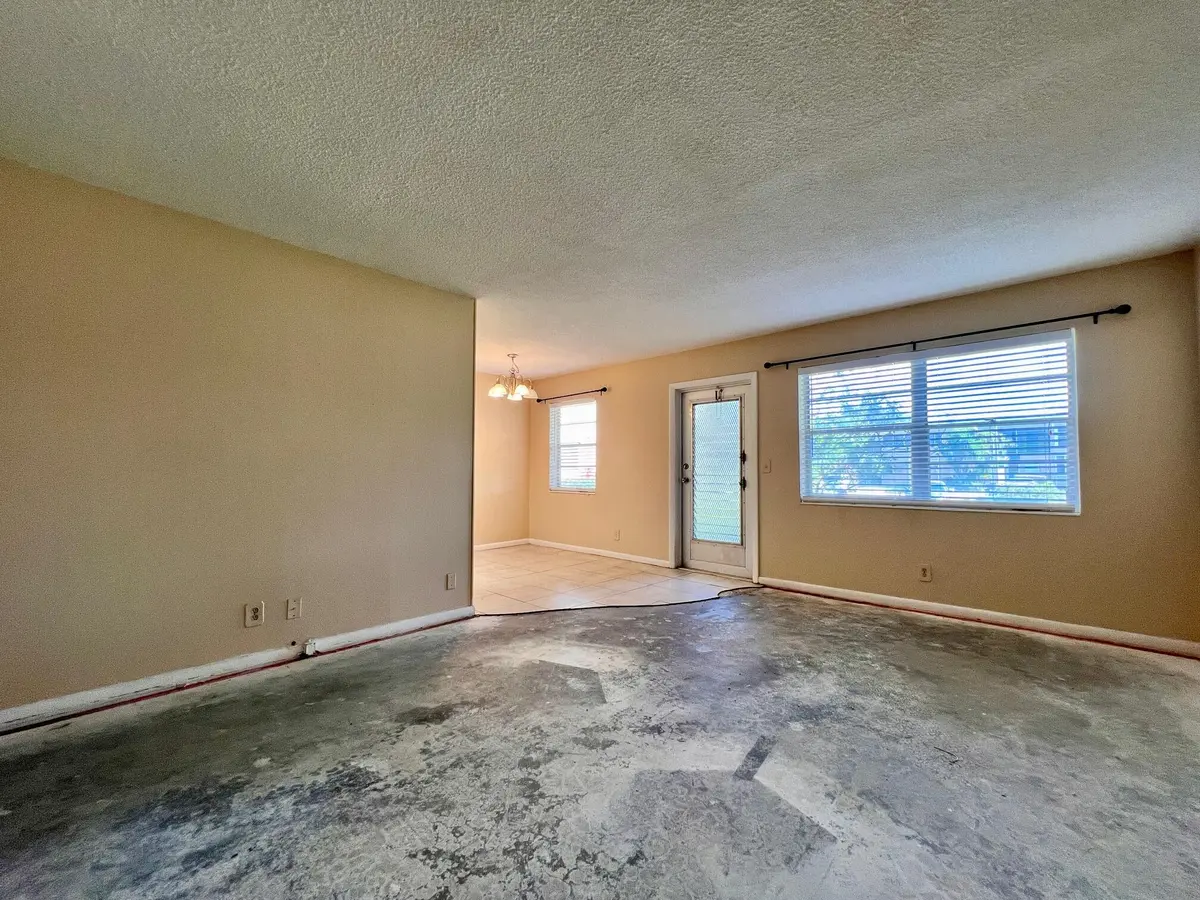 Living Area to Front at 240 Bedford J, West Palm Beach