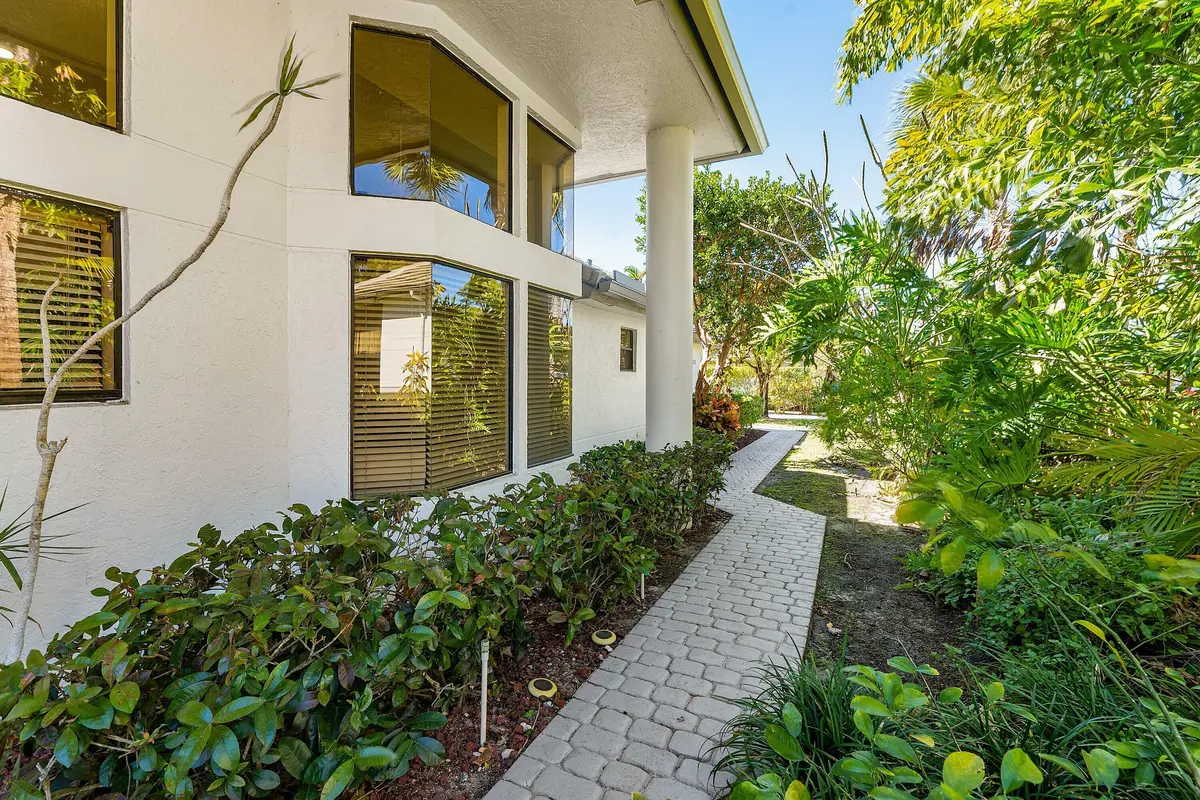004-1120SandDriftWay-A-WestPalmBeach-FL- at 1120 Sand Drift Way A, West Palm Beach