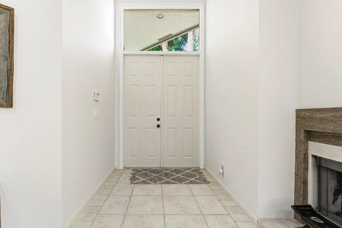 007-1120SandDriftWay-A-WestPalmBeach-FL- at 1120 Sand Drift Way A, West Palm Beach