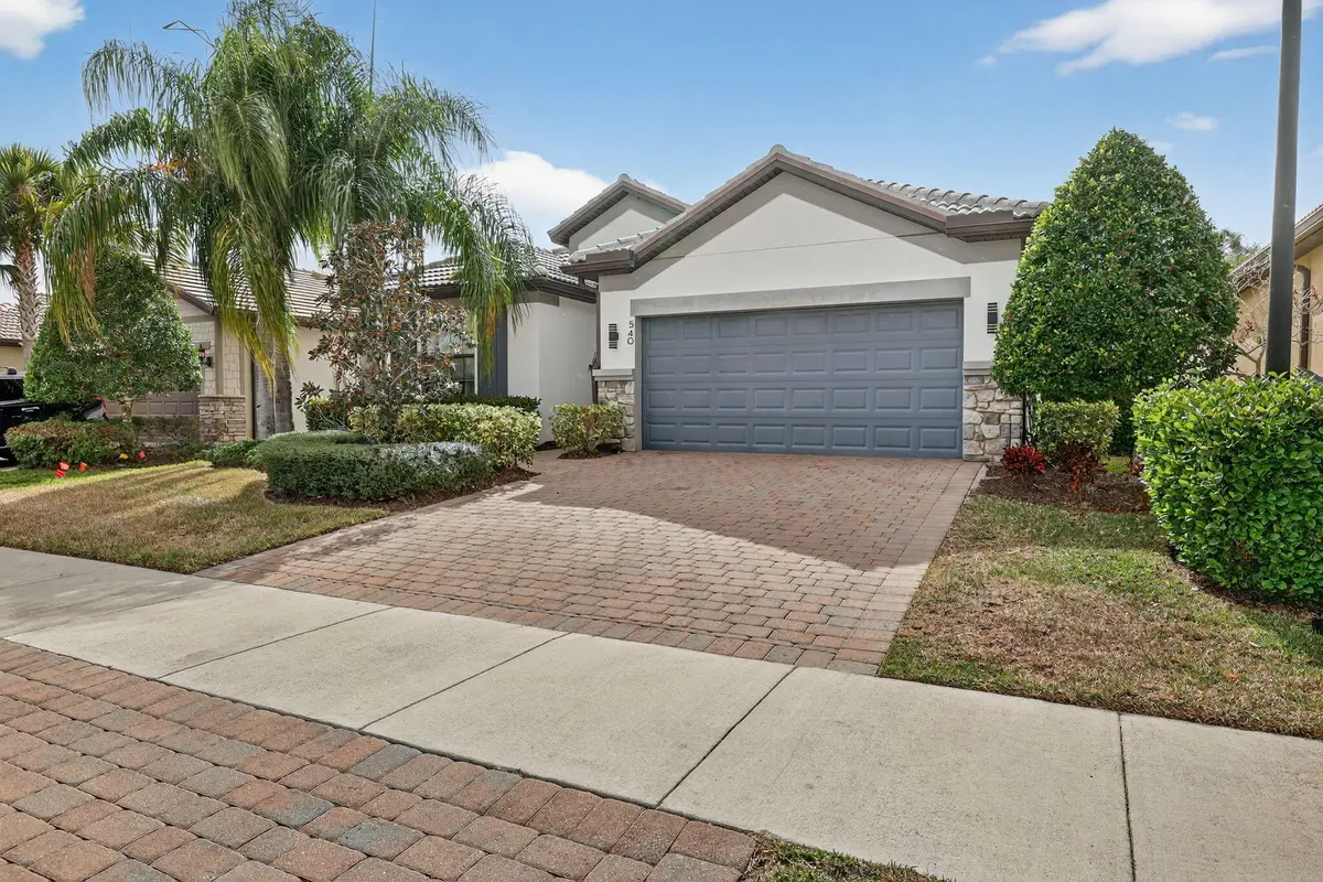 1-web-or-mls-3A5A3933 at 540 SE Monet Drive, Port St. Lucie