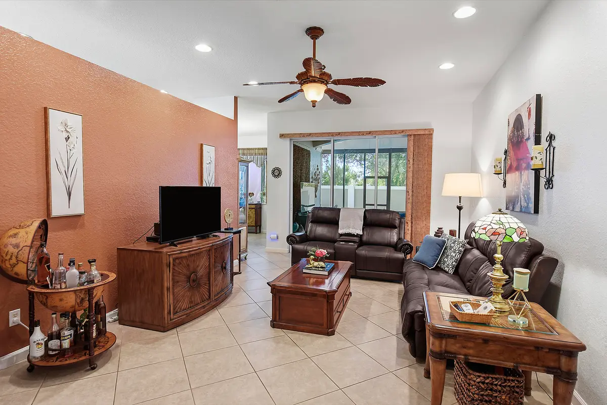 2206 SW Cape Cod Dr_Vinesha Clark_11 cop at 2206 SW Cape Cod Drive, Port St. Lucie