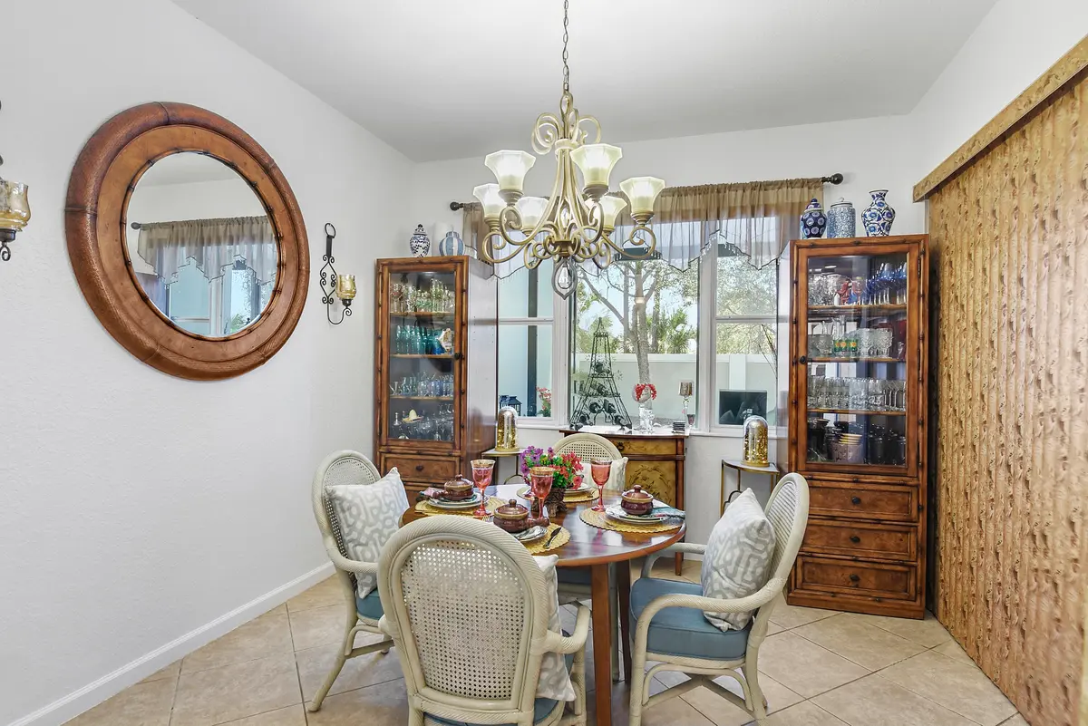 2206 SW Cape Cod Dr_Vinesha Clark_19 cop at 2206 SW Cape Cod Drive, Port St. Lucie
