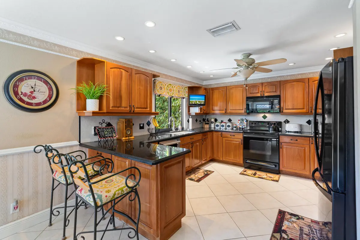 DSC01571 at 4158 NW 6th Street, Deerfield Beach