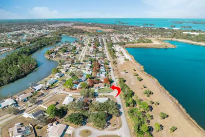 221 Caprol Lane, Sebastian – sold