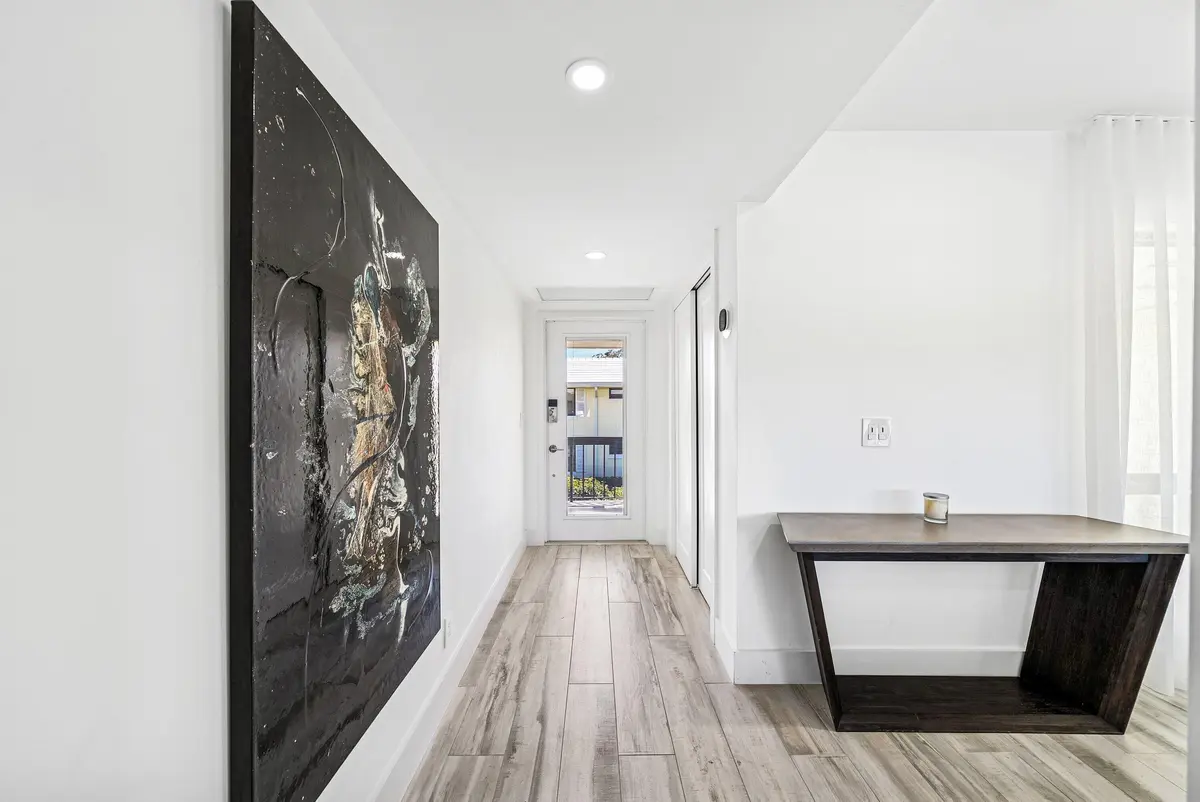 Entry at 3667 Quail Ridge Drive Bobwhite B, Boynton Beach