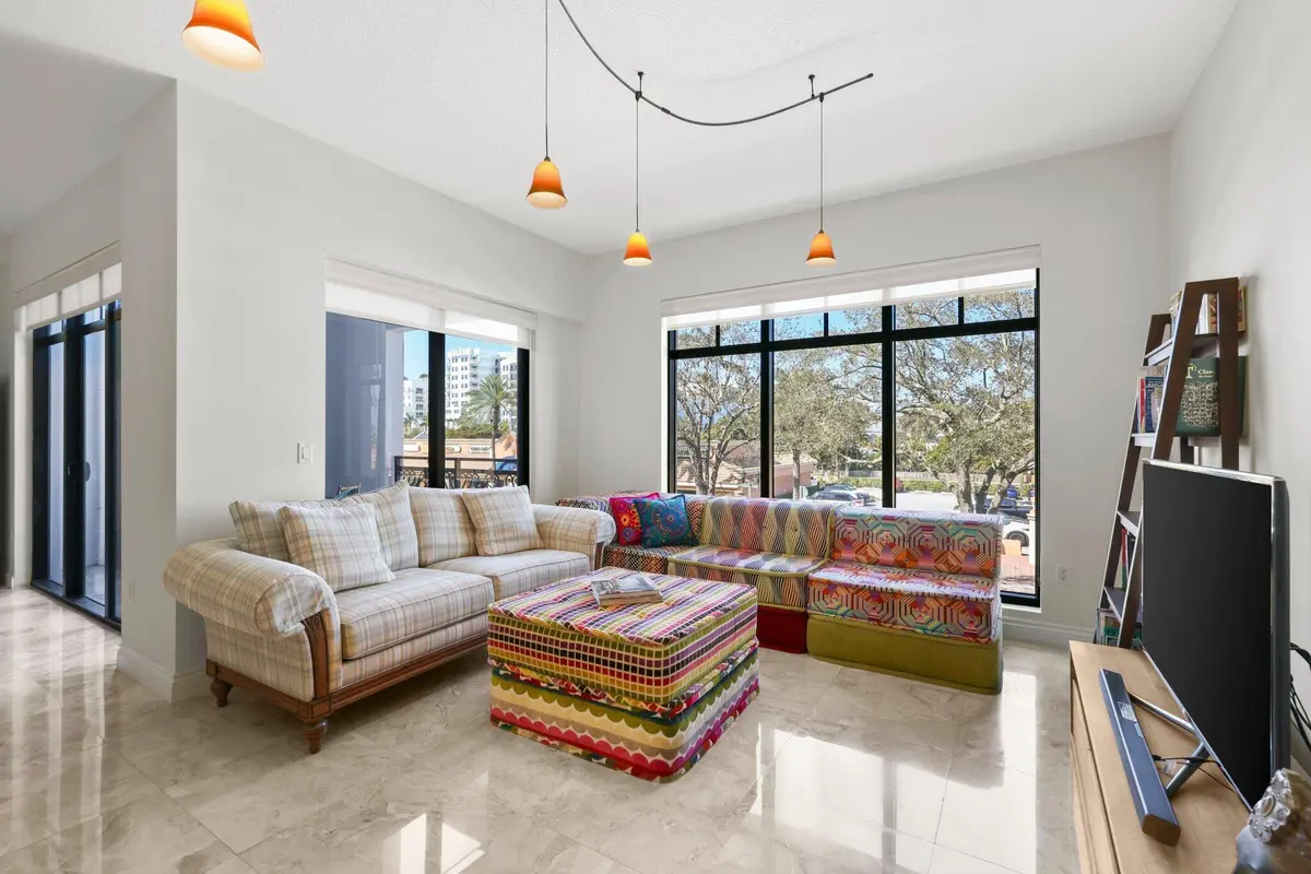 Living Area at 200 E Palmetto Park Road 19, Boca Raton