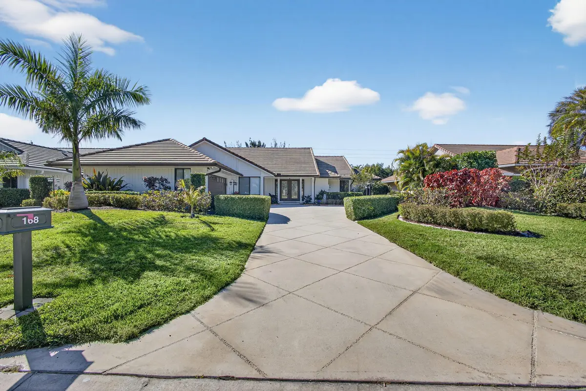 1-web-or-mls-5D1A2399 at 168 Thornton Drive, Palm Beach Gardens