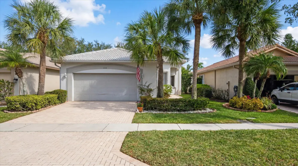 33 (7) at 9078 Bay Point Circle, West Palm Beach
