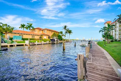 105 Paradise Harbour Boulevard 112, North Palm Beach – sold