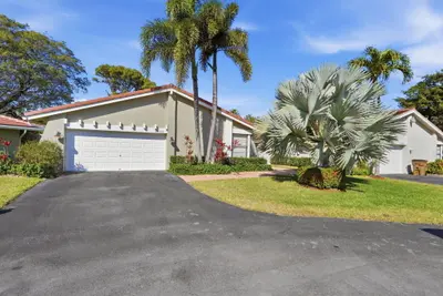 2842 Kelly Brooke Lane, Deerfield Beach – sold