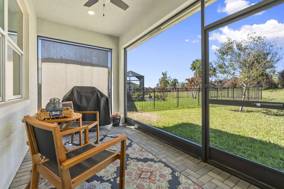 524 SE Mulberry Way, Port St. Lucie, FL – photo 2