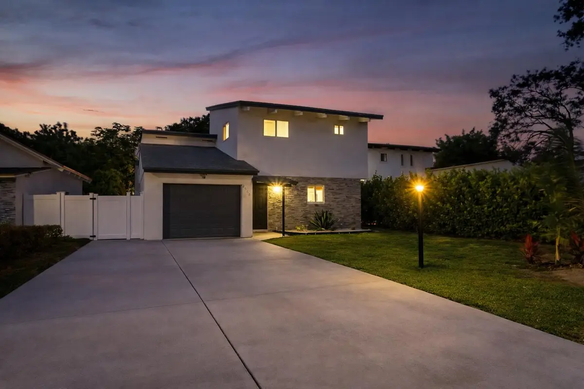 Twilight of home at 2522 Bessie Street, Delray Beach