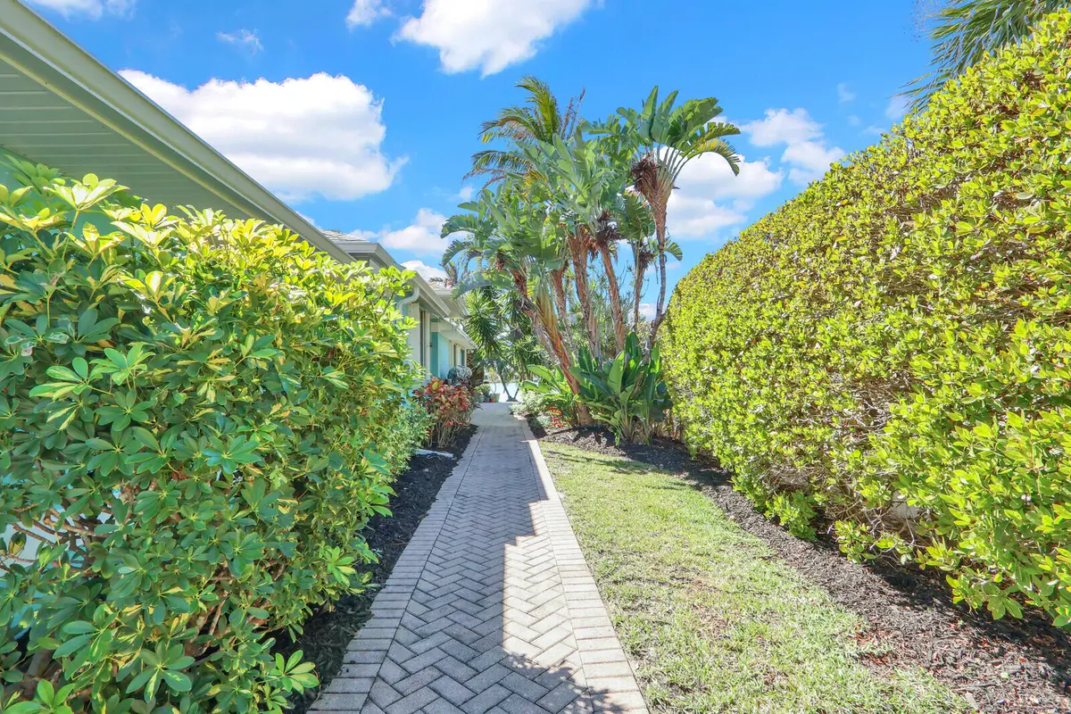05_Image_4_mls at 3265 Lakeshore Drive, Hutchinson Island