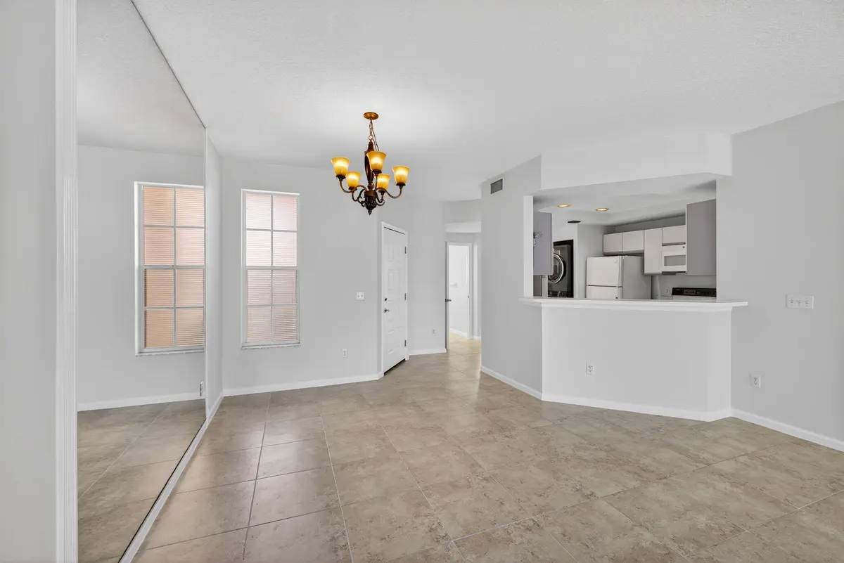 5-web-or-mls-5D1A4279 at 101 Muirfield Court 101d, Jupiter
