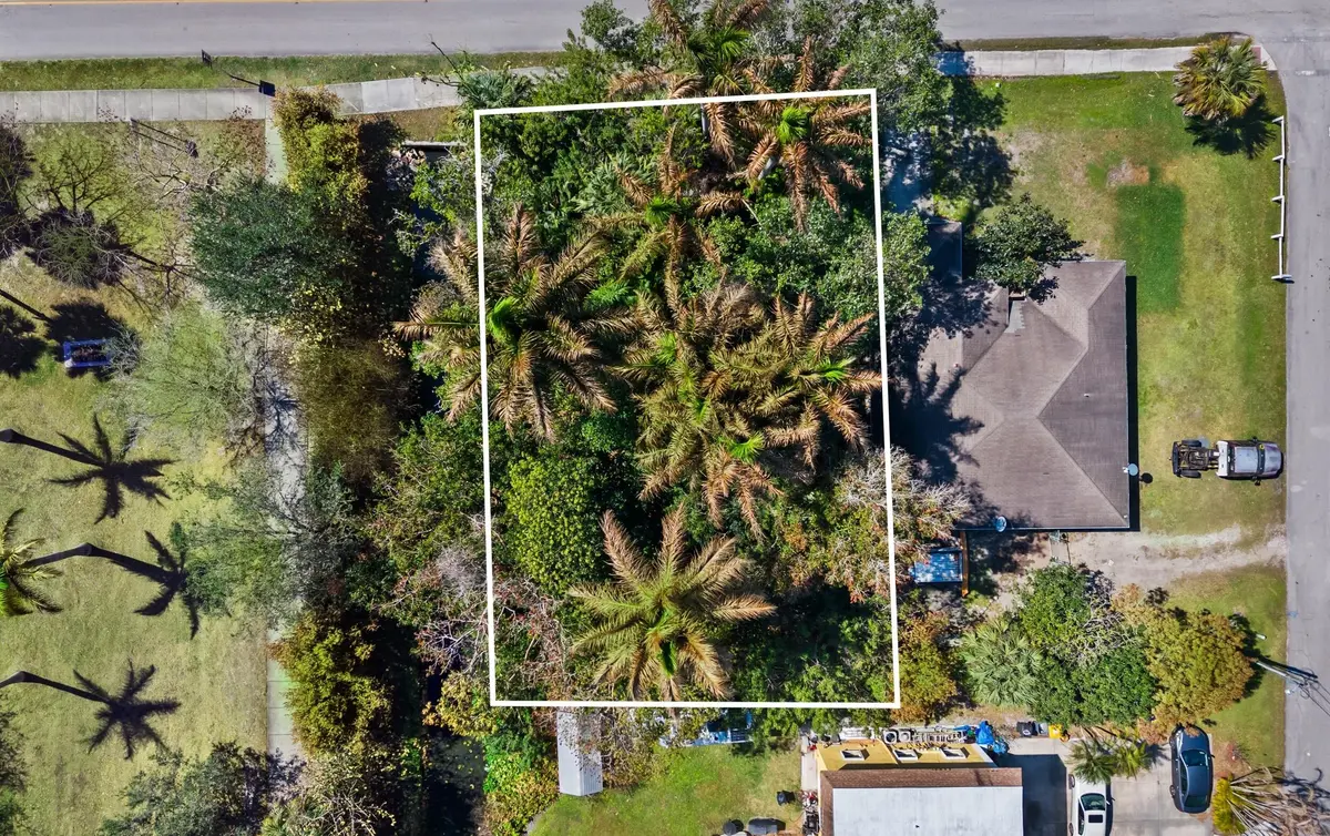 14_01 copy at 3529 SW Cornell Avenue, Palm City