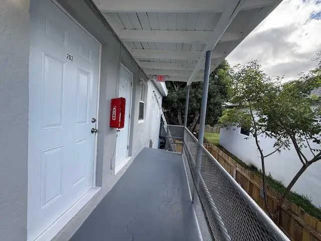 20251217161559122134000000-o at 1913 Division Avenue, West Palm Beach