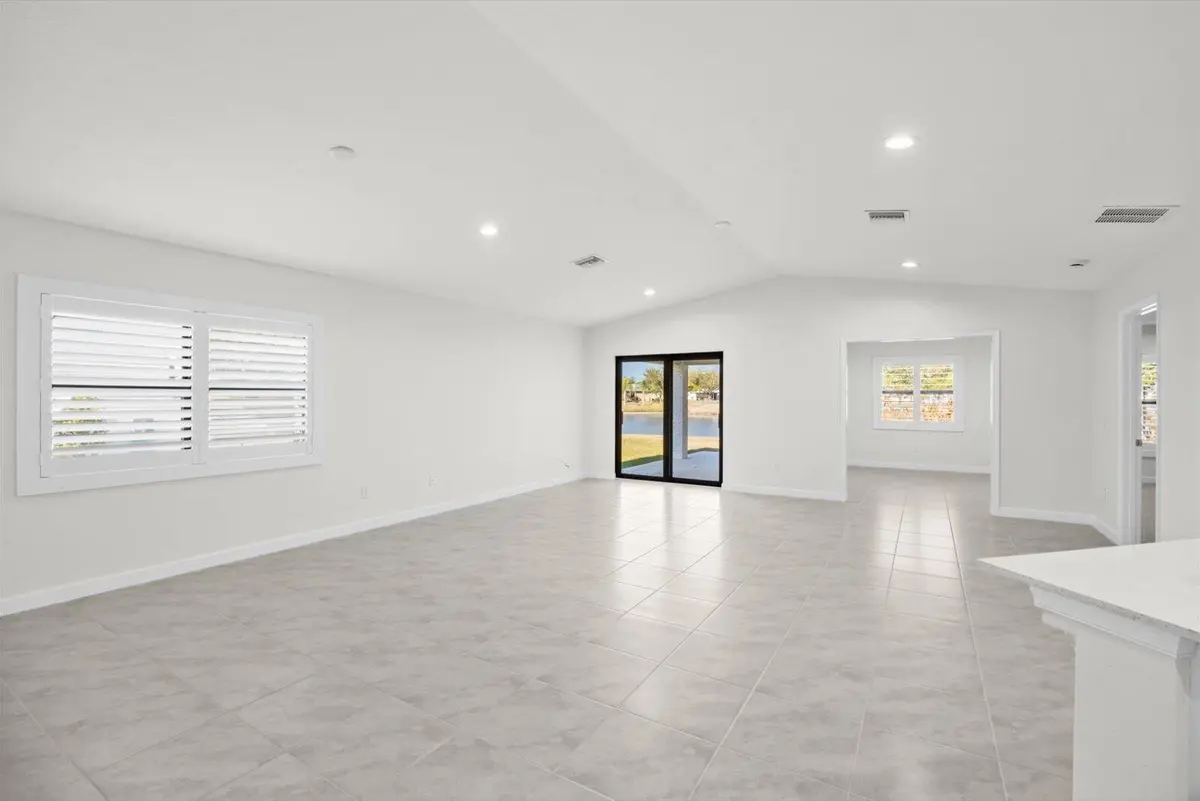 08-vil in-24 at 39 Villa Blanca, Fort Pierce