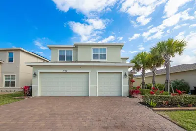 1700 NW Vivanco Street, Port St. Lucie – sold