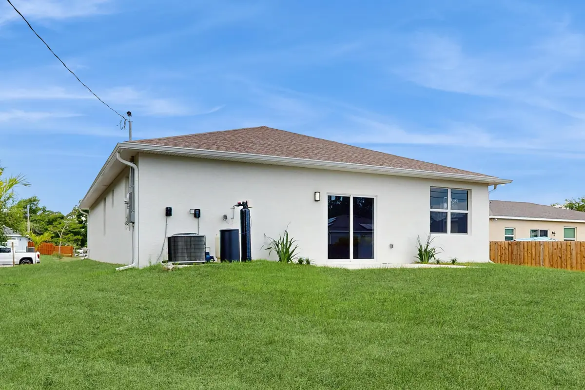 8050-97th-Ct-Vero-Beach-FL-32967-0503202 at 8516 102nd Court, Vero Beach
