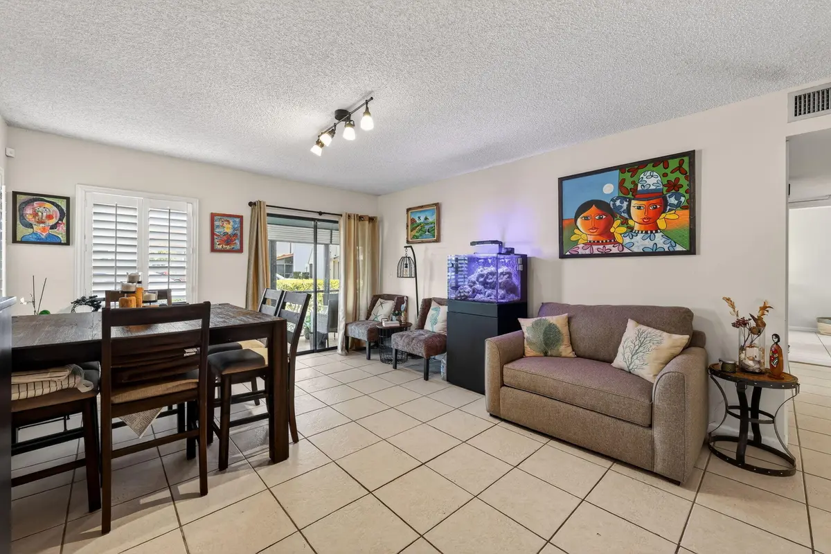 5-web-or-mls-8P3A1160 at 950 S Kanner Highway 603, Stuart
