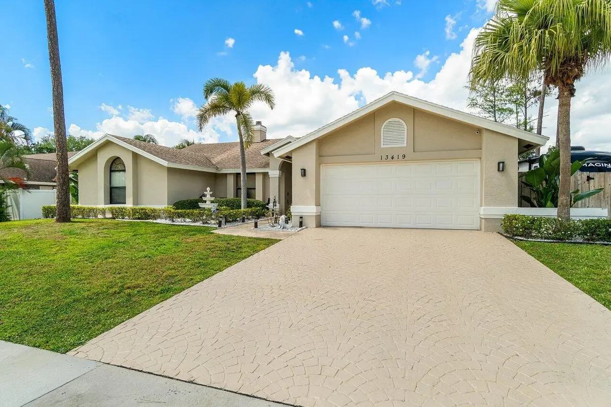 003-13419NorthumberlandCircle-Wellington at 13419 Northumberland Circle, Wellington