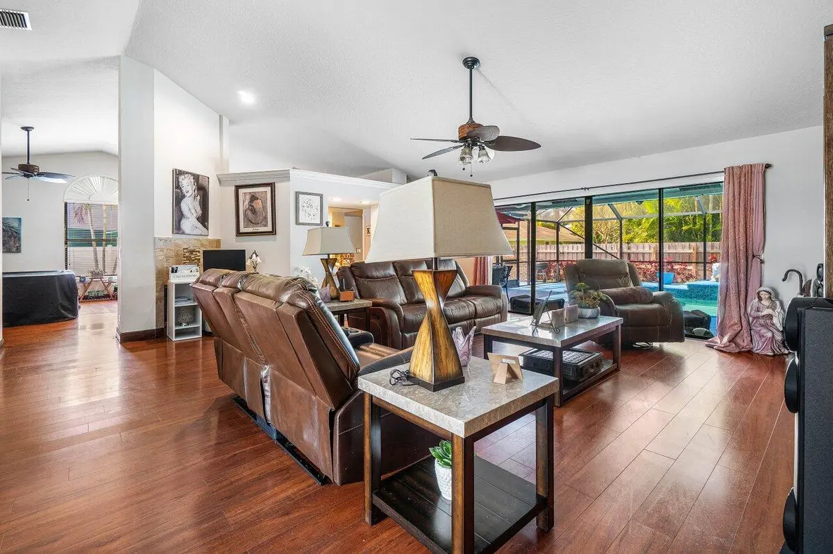 008-13419NorthumberlandCircle-Wellington at 13419 Northumberland Circle, Wellington
