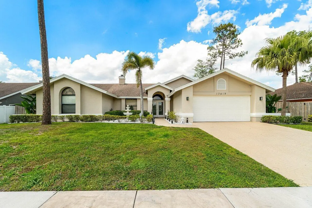 001-13419NorthumberlandCircle-Wellington at 13419 Northumberland Circle, Wellington