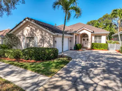 118 E Hampton Way, Jupiter – sold
