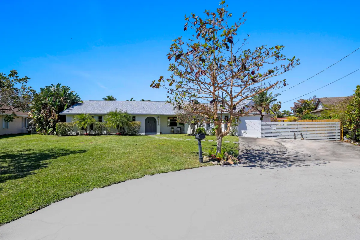 6797 Bayshore Drive at 6797 Bayshore Drive, Lake Worth