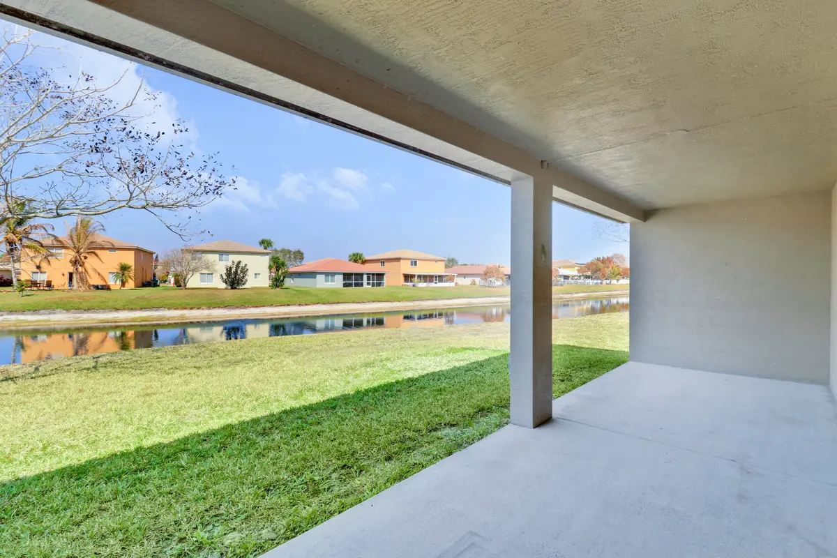 House1-51 at 2007 SW Jamesport Dr Drive, Port St. Lucie